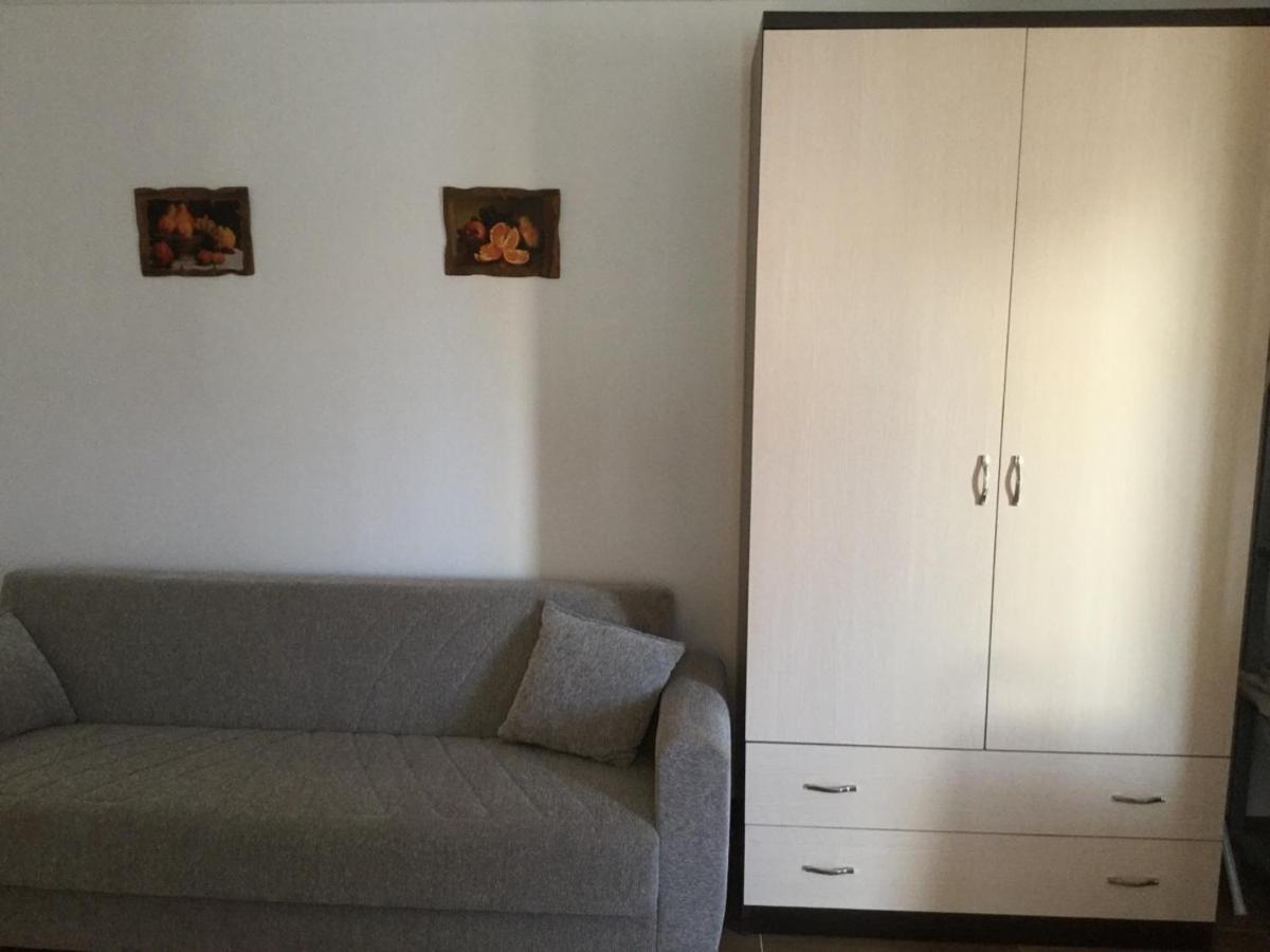 Kk Fafa Apartments Голем Екстер'єр фото
