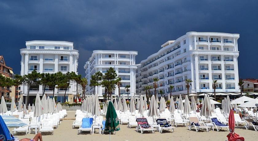 Kk Fafa Apartments Голем Екстер'єр фото